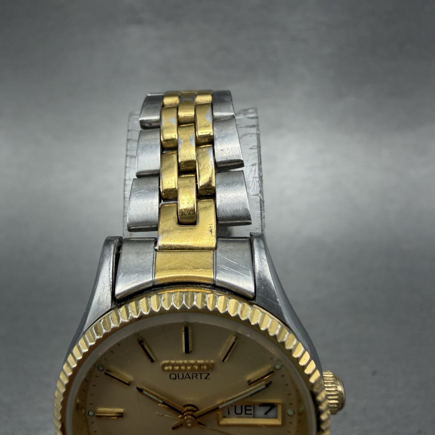 Citizen CQ Watch Women 25mm Champagne Dial Two Tone Daydate 2000201574 New Batt4