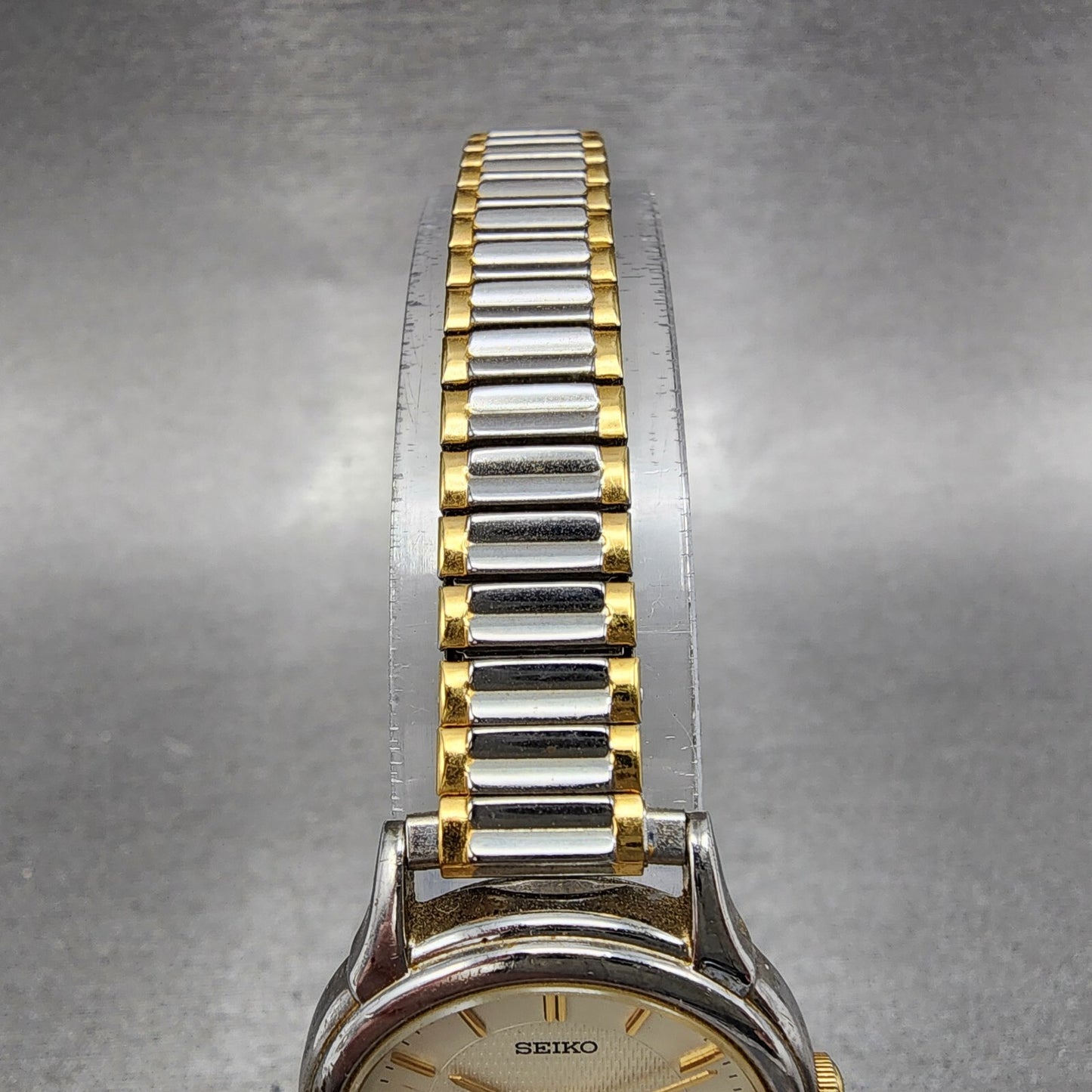 VTG Seiko Watch Women 24mm Champagne Dial Two Tone Round V701-1930 New Battery