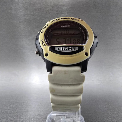 Casio LW-22H Illuminator Watch Women 35mm Black White Alarm Chronograph New Batt5