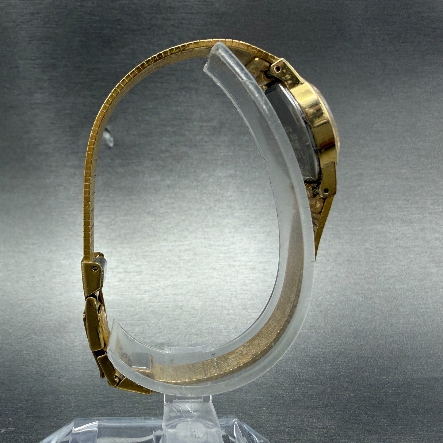 Seiko Watch Women 17mm Gold Dial Gold Tone Oval Vintage 1400-8339 New Battery8
