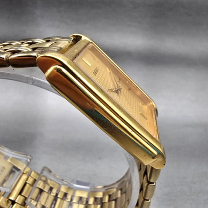 Seiko Tank Watch Men 25mm Gold Tone Gold Dial Rectangle V701-5E49 New Battery3