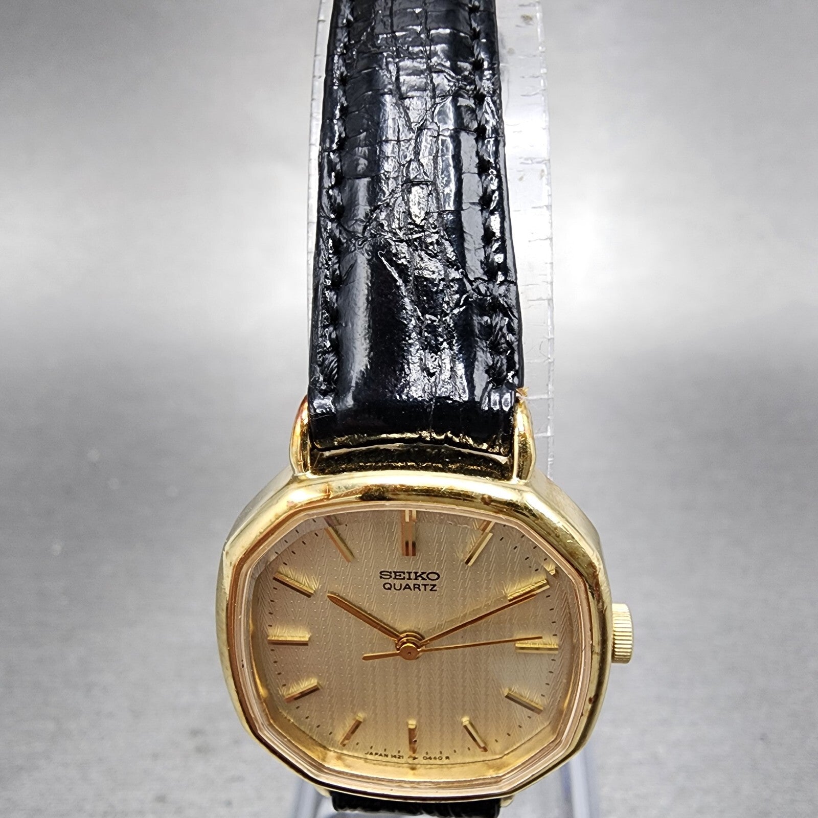 Seiko Watch Women 24mm Champagne Dial Gold Tone Octagon 14215240 New Battery4