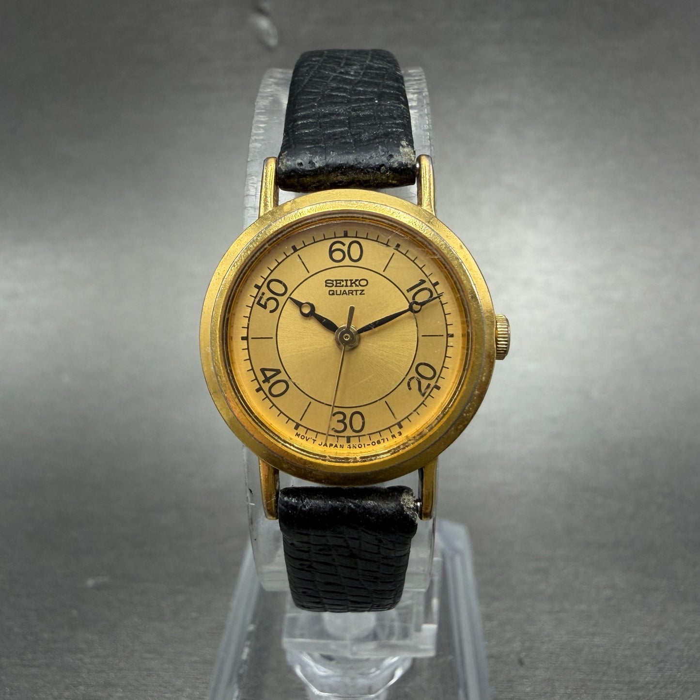 Seiko Watch Women 21mm Champagne Dial Gold Tone Round VTG 4N01-0301 New Battery0