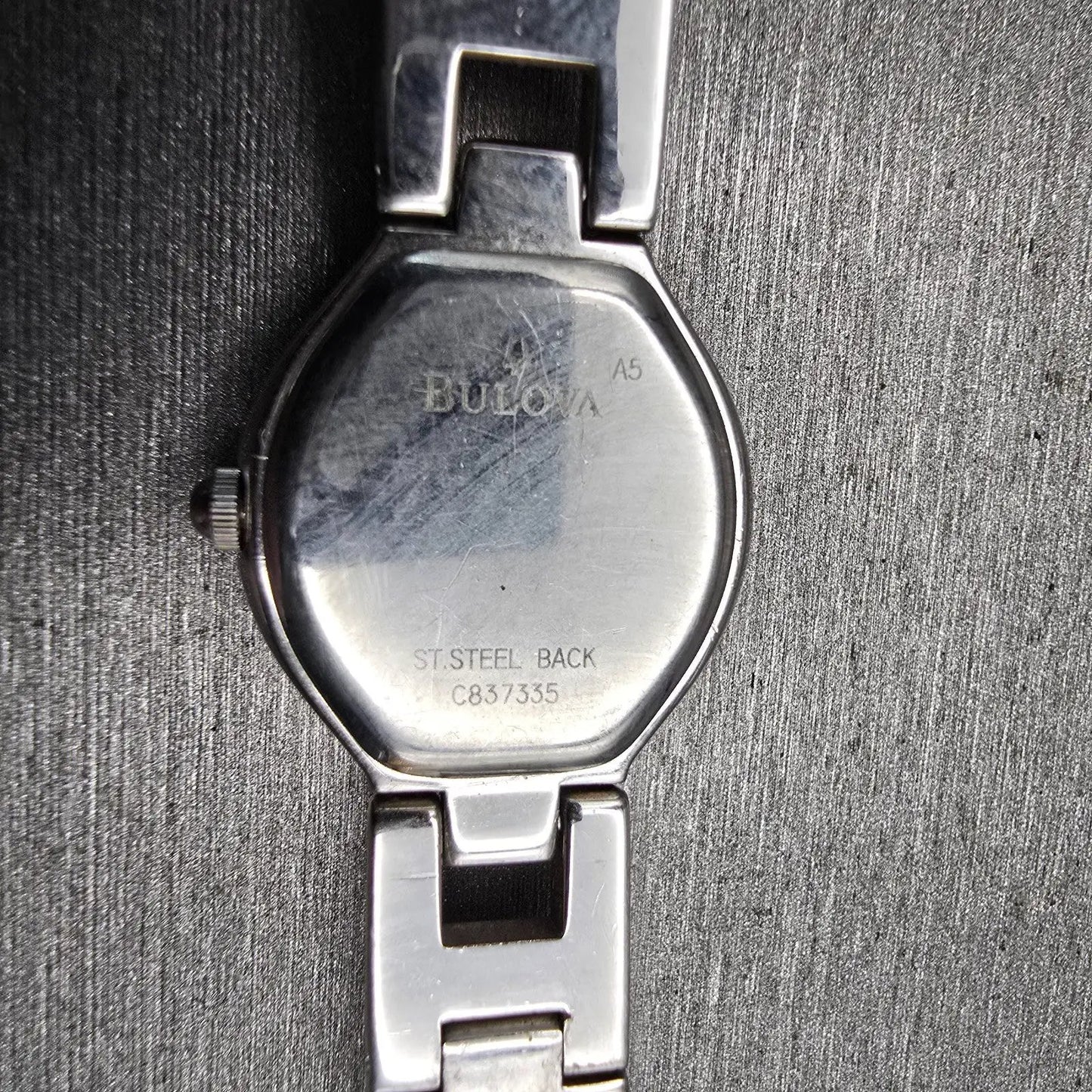 Bulova Watch Women 19mm White Dial Silver Tone Gemmed Round 96T21 New Battery10