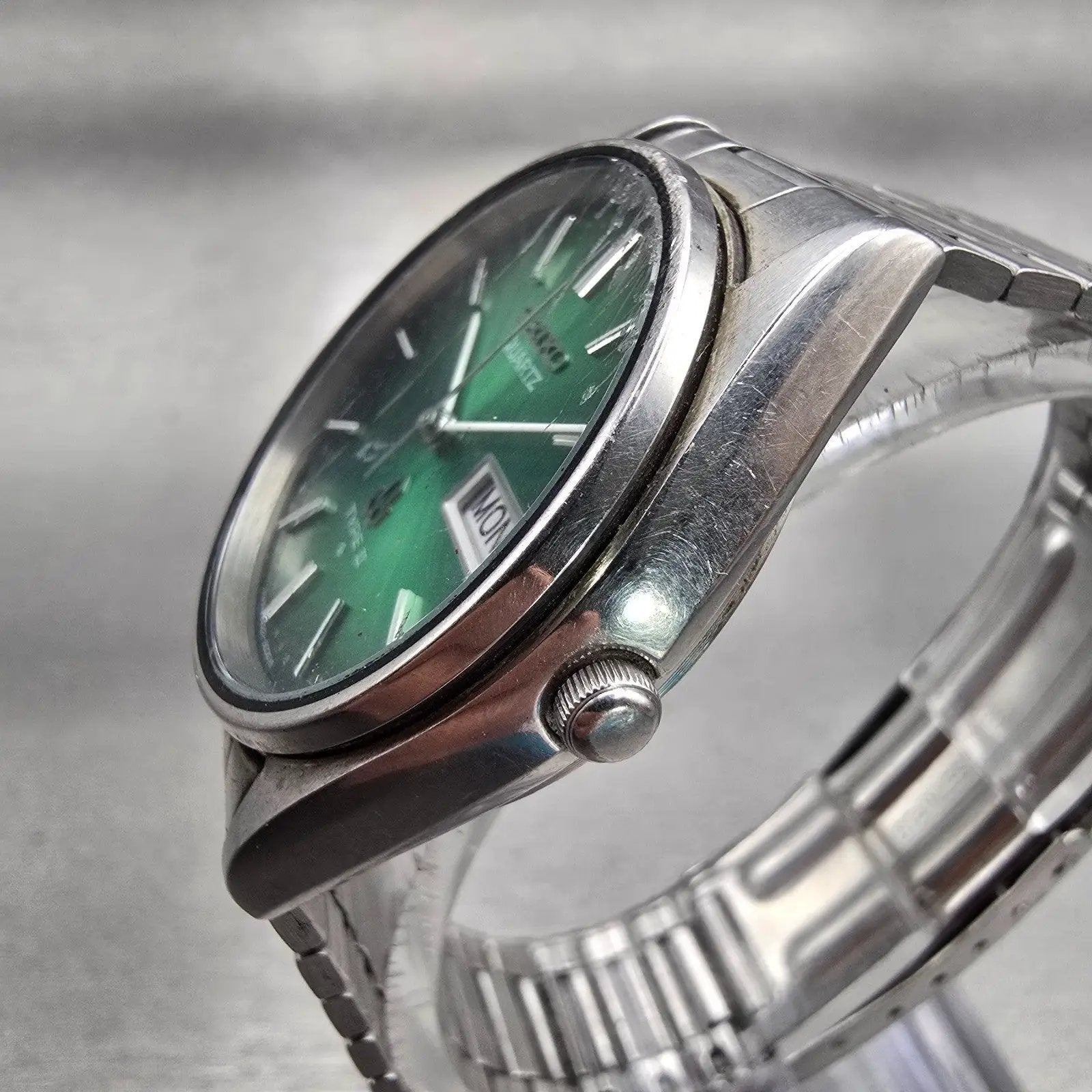 Seiko Type II Watch Men 33mm Green Dial Silver Tone Daydate 8223-6030 New Batt2