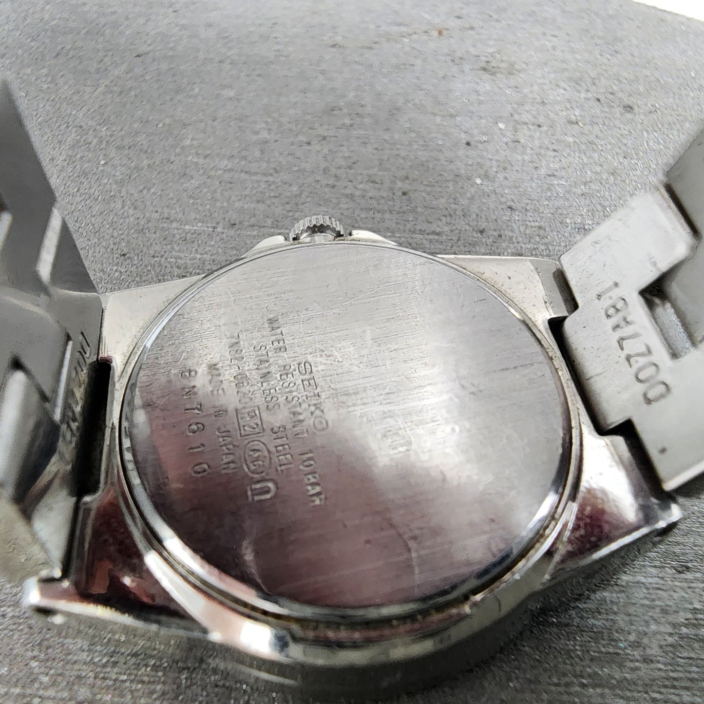Seiko Watch Women 28mm Black Dial Silver Tone Date 7N820620  Lukia  New Battery8