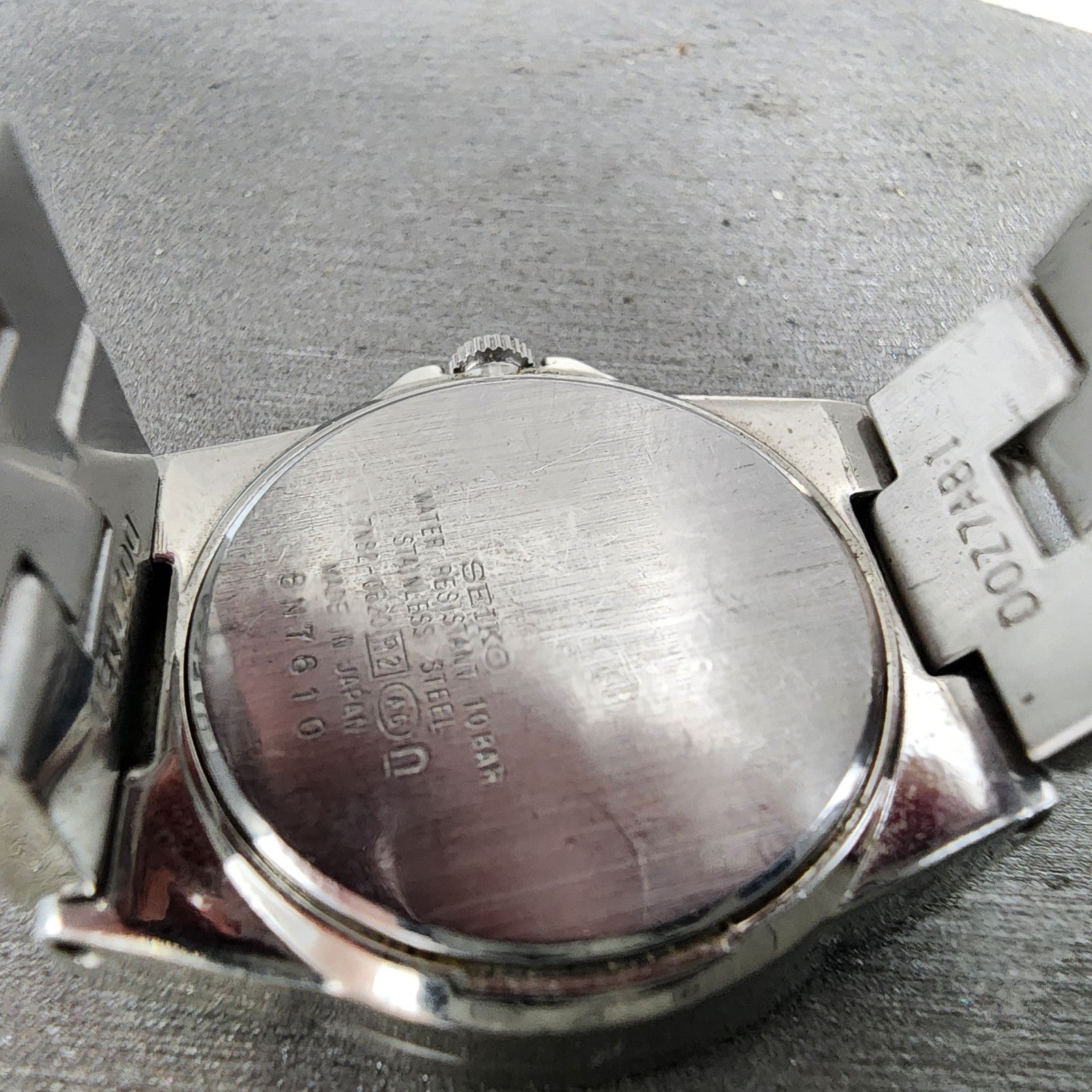 Seiko Watch Women 28mm Black Dial Silver Tone Date 7N820620  Lukia  New Battery8