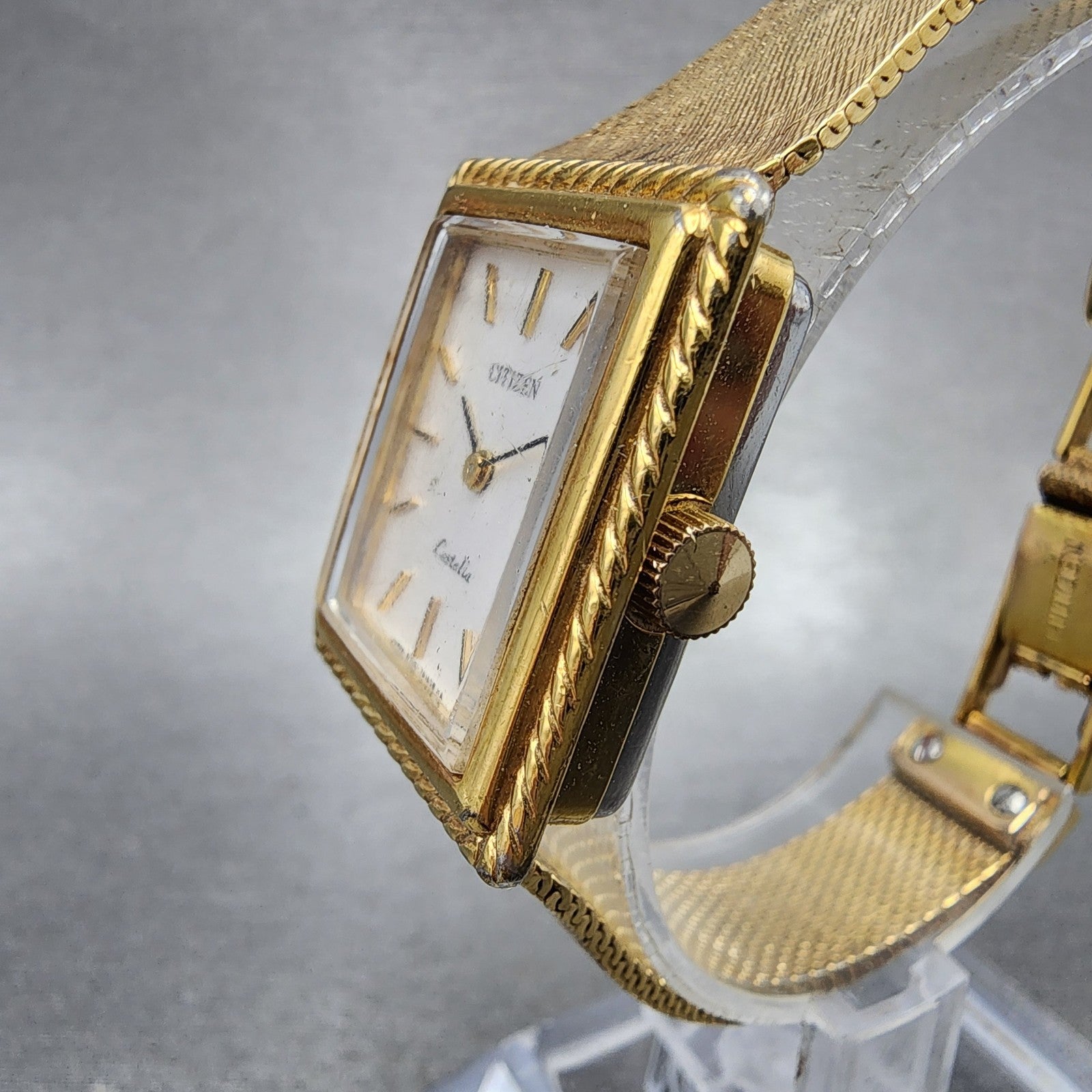 Citizen Castalia Tank Watch Women 24mm White Dial Gold Tone Rectangle Runs2