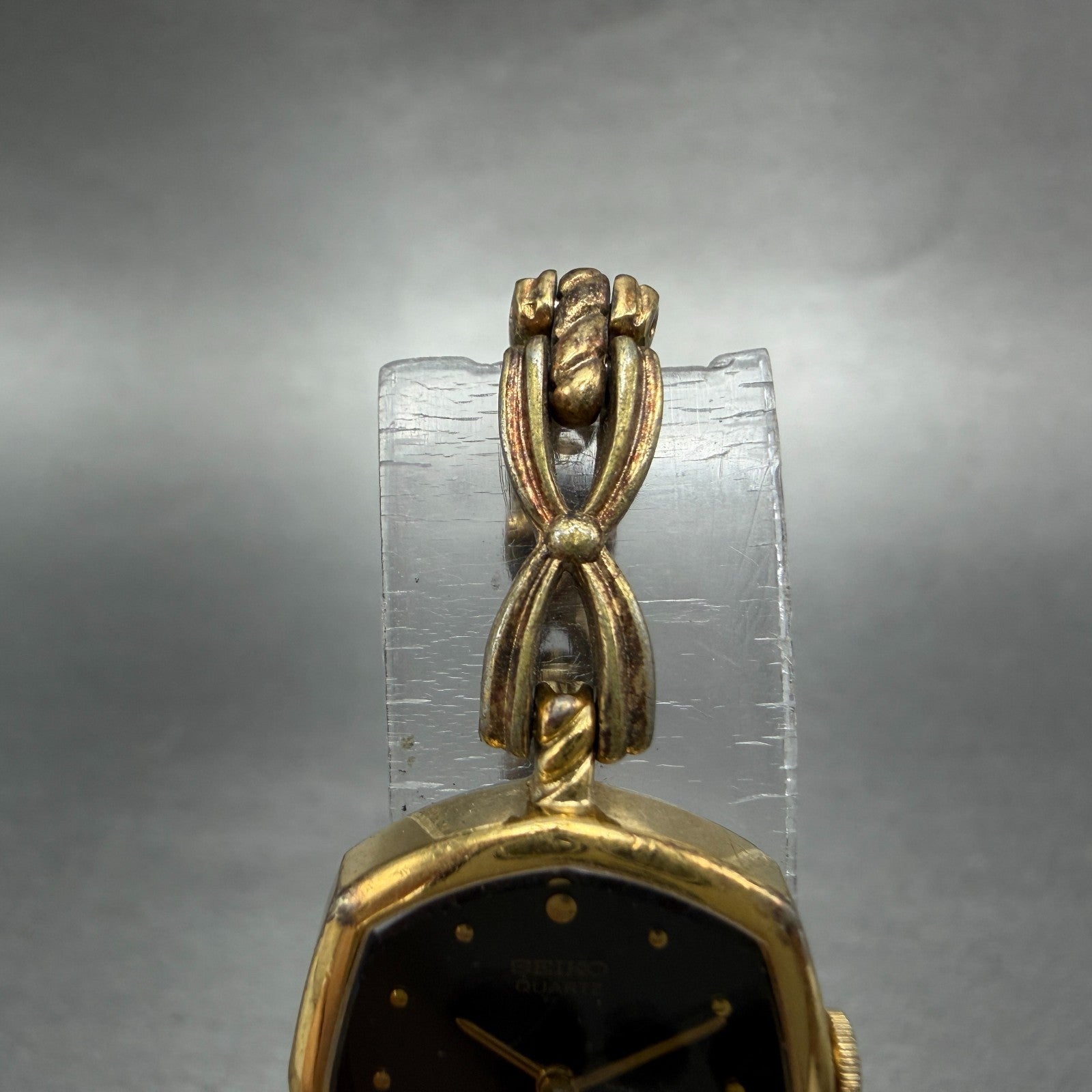 Seiko Watch Women 19mm Black Dial Gold Tone Octagon 1400-6430 New Battery4