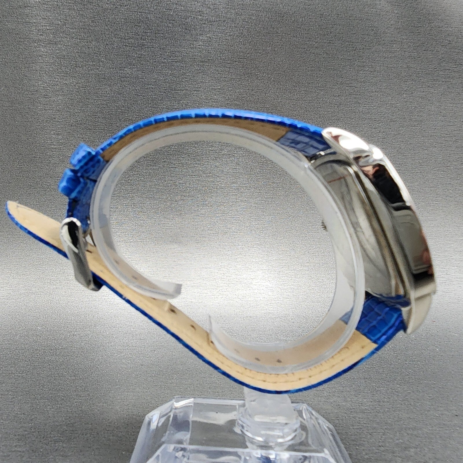 Joan Rivers Classic Watch Women 38mm MOP Silver Tone Rectange Crystal Bezel Runs8