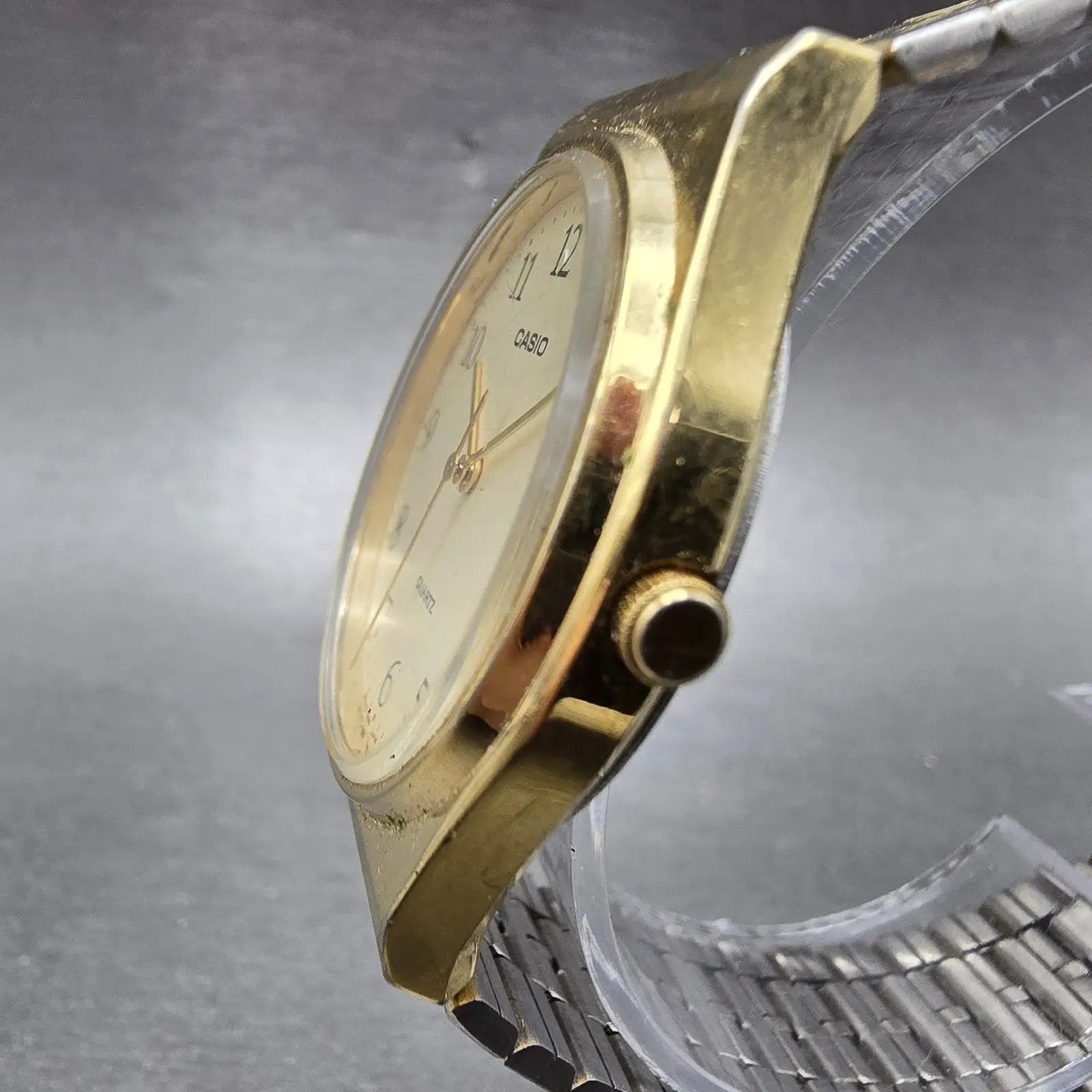 Casio MQ-336 Watch Men 33mm Champagne Dial Gold Tone Round New Battery Vintage2