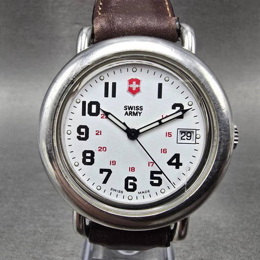 Victorinox Swiss Army Cavalry Watch Men 37mm White Dial Steel Date 24529 NewBat0