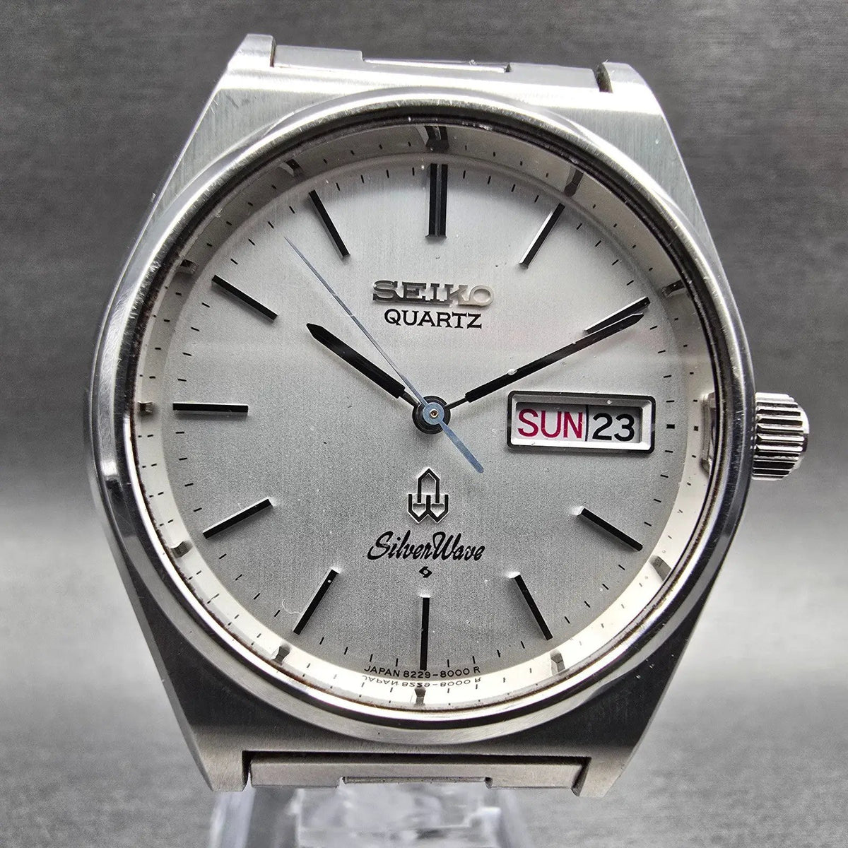 Seiko SilverWave Watch Men 36mm Silver Dial Silver Tone Daydate 8229-8000 NewBat1