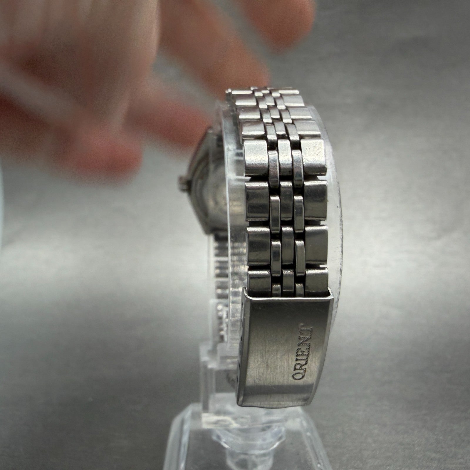 Orient Minimatic Watch Women 25mm MOP Dial Steel Date Crystal 21 Runs 0J4973027