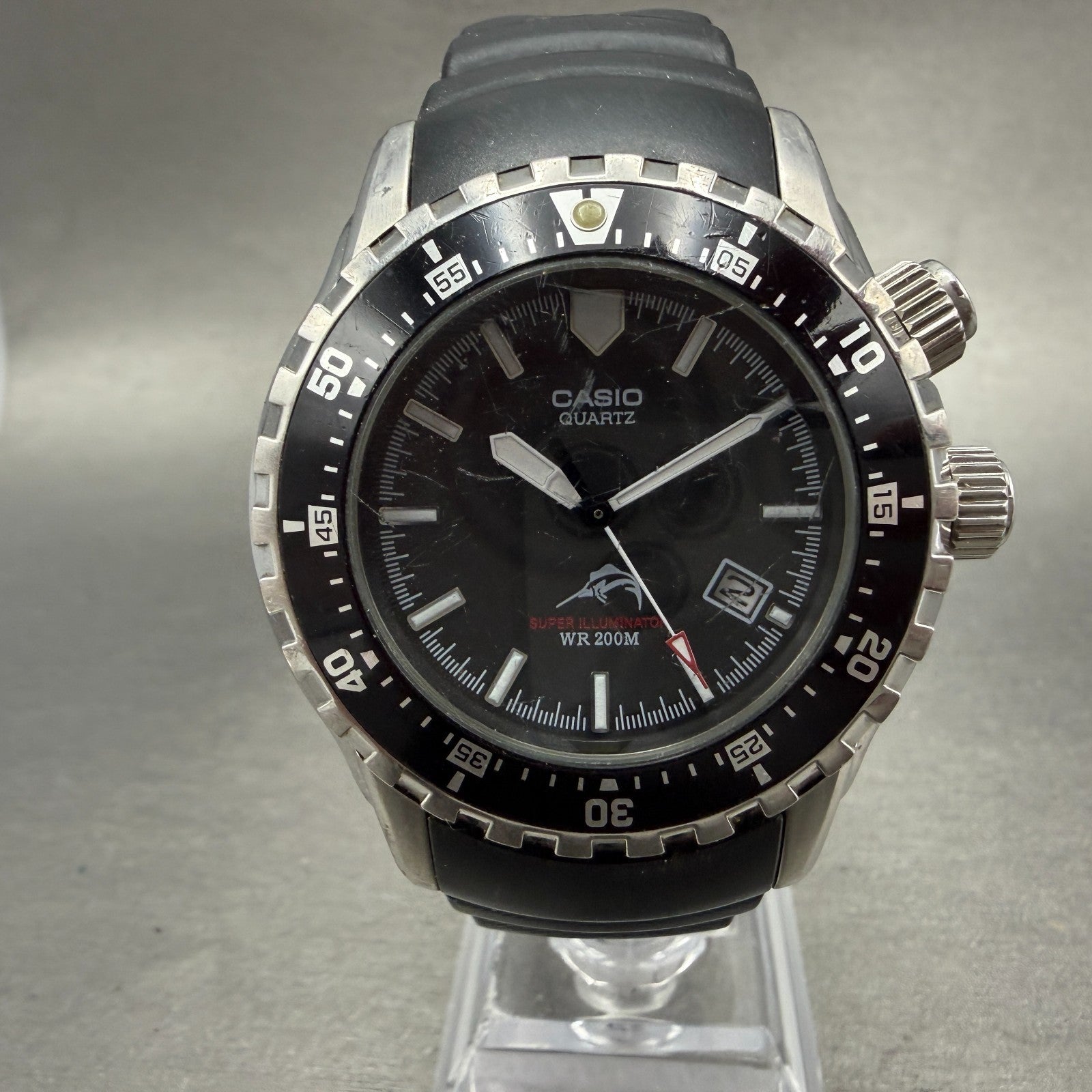 Casio Super Illuminator Dive Watch Men 43mm Black Dial Steel Date Round NewBatt40