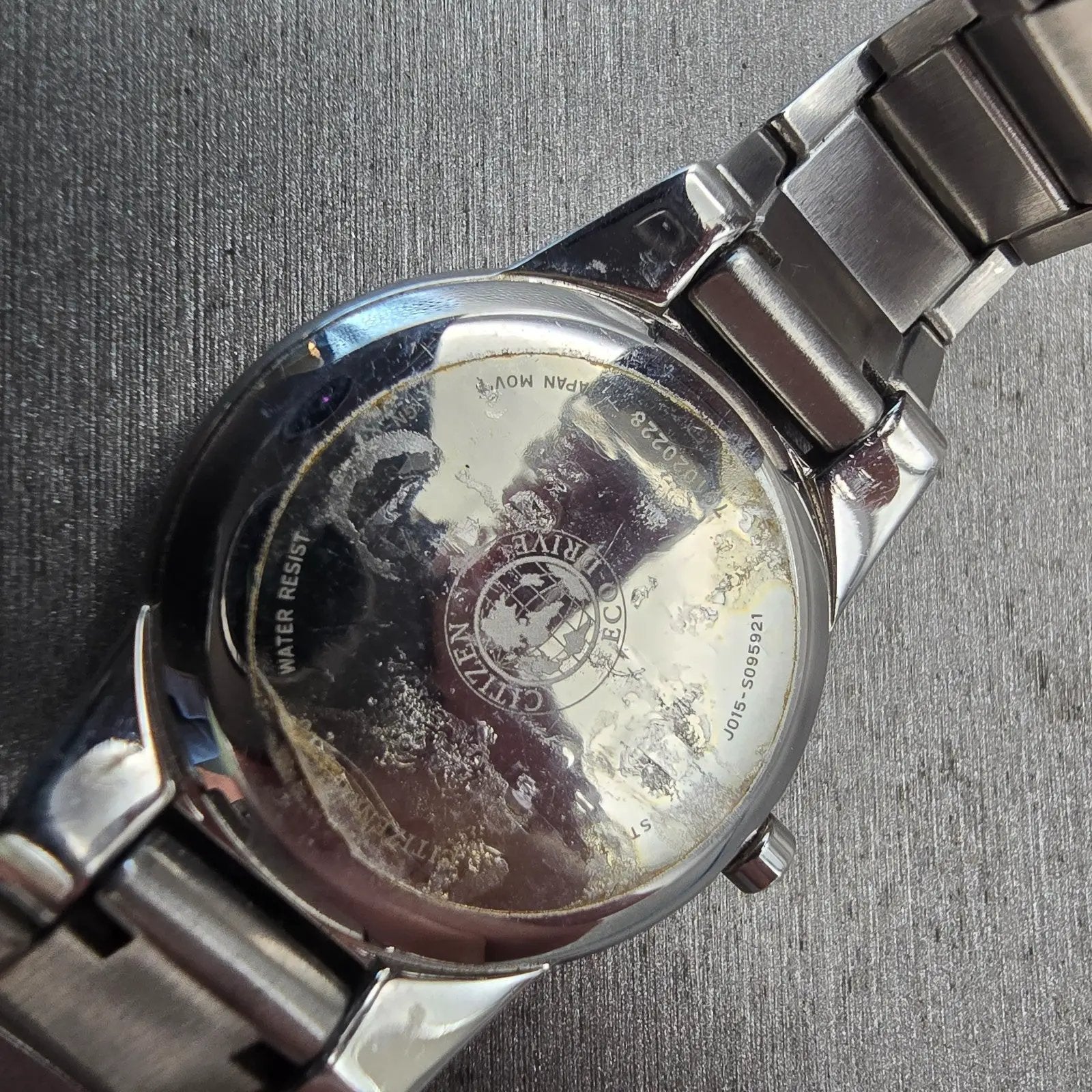 Citizen Eco-Drive Watch Women 30mm Silver Dial Silver Date J015-S095921 Runs10