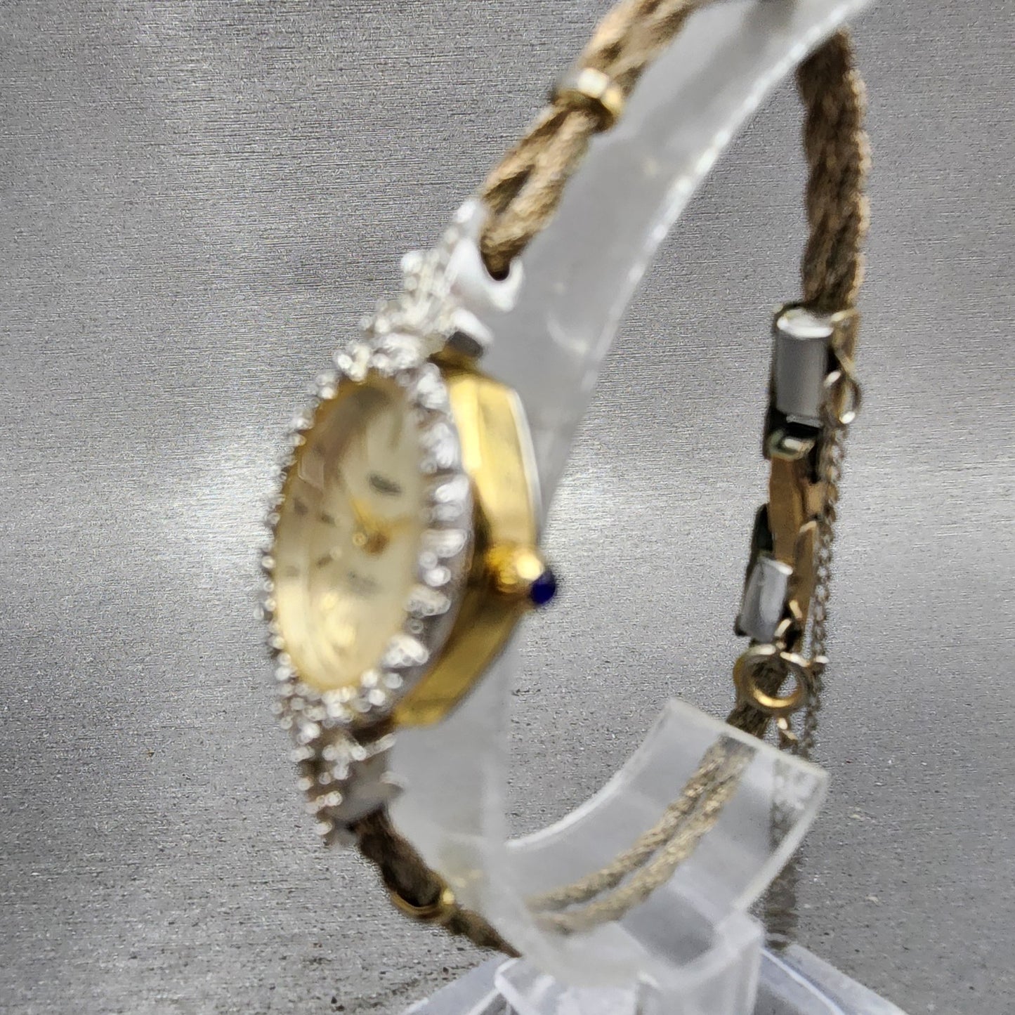 Lucien Piccard Dufonte Watch Women 16mm Champagne Dial Gold Tone Oval New Batt2