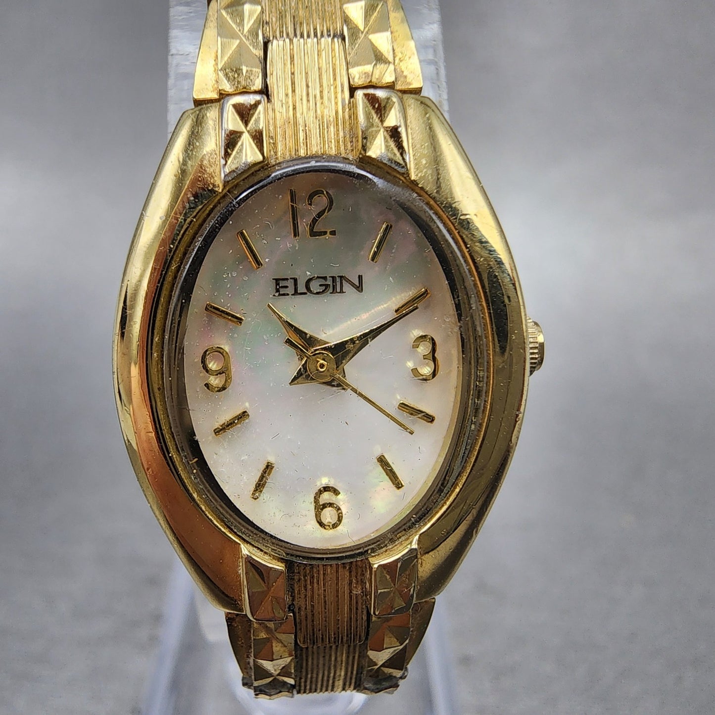 Elgin Watch Women 18mm MOP Dial Gold Tone Oval EG388 New Battery1