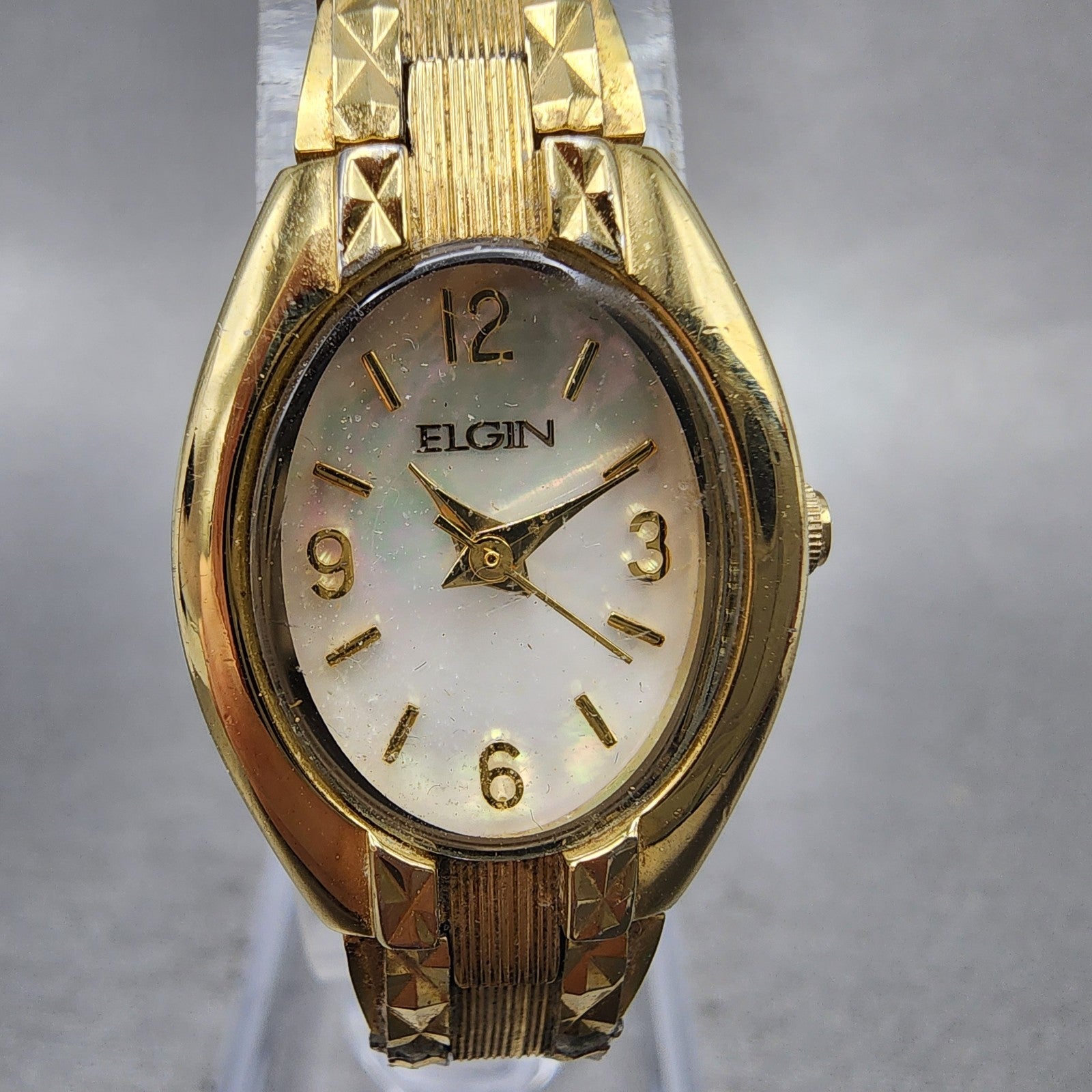 Elgin Watch Women 18mm MOP Dial Gold Tone Oval EG388 New Battery1