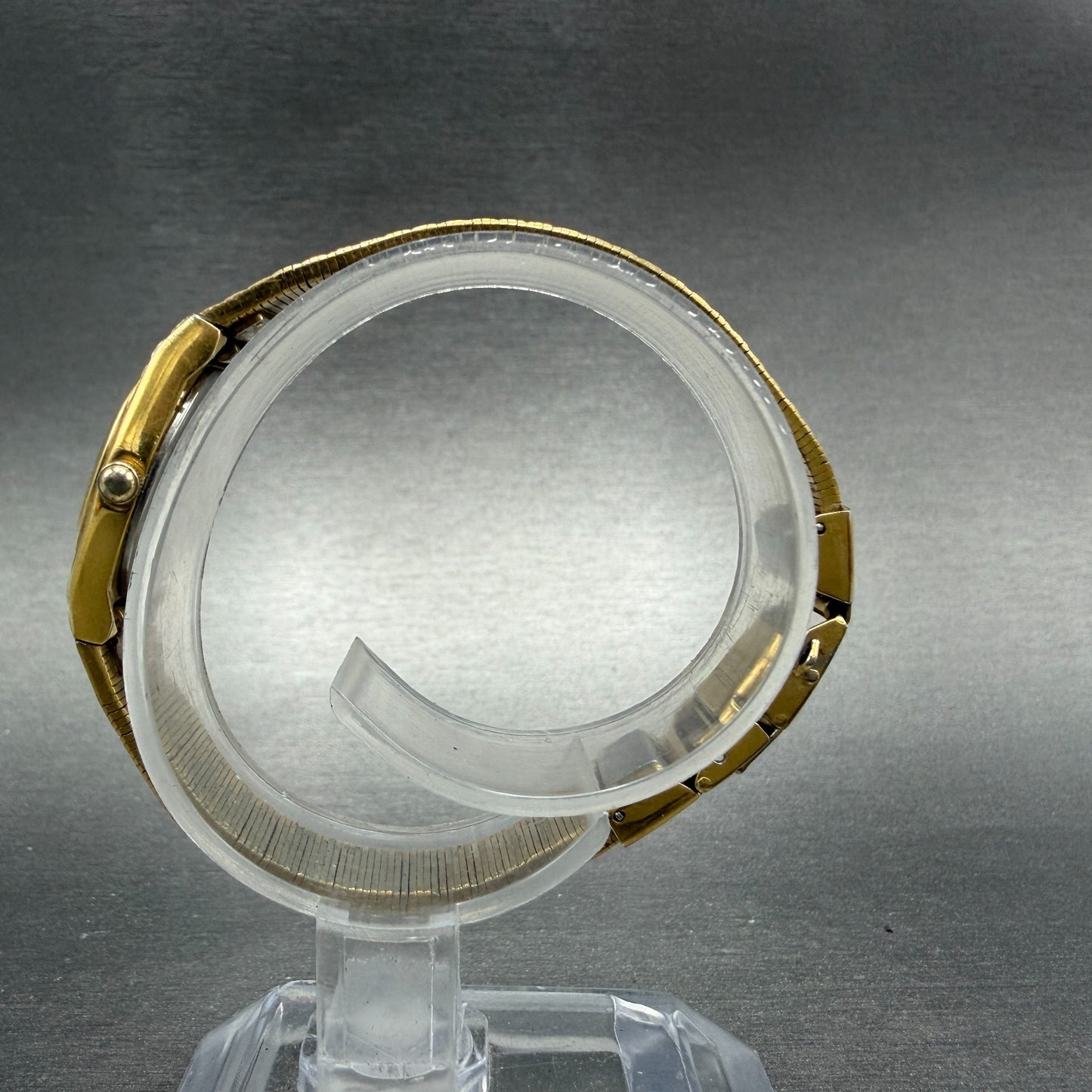 Seiko Watch Women 16mm Champagne Dial Gold Tone Hexagon 2P20-5A29 New Battery6