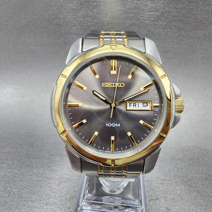 Seiko Watch Men 39mm Black Dial Two Tone Round Daydate 7n430az0 New Batttery0
