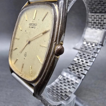 Seiko Watch Men 29mm Champagne Dial Gold Tone 2620-5360 Rectangle PARTS Vintage3