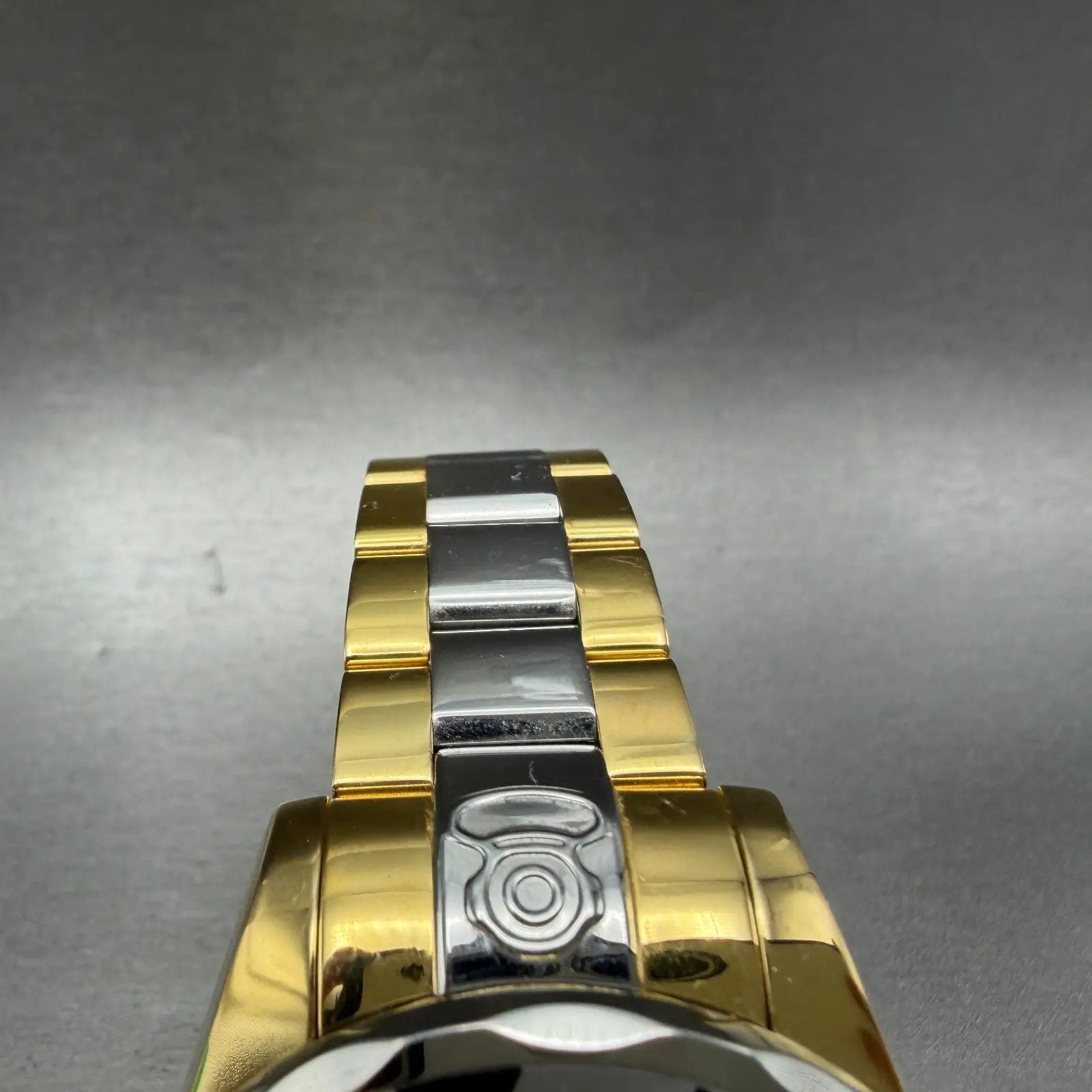 48304762