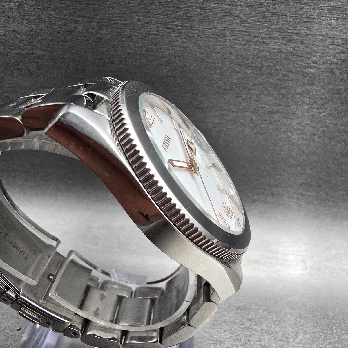 Fossil Perfect Boyfriend Watch Women 39mm White Dial Silver ES3728 New Battery3