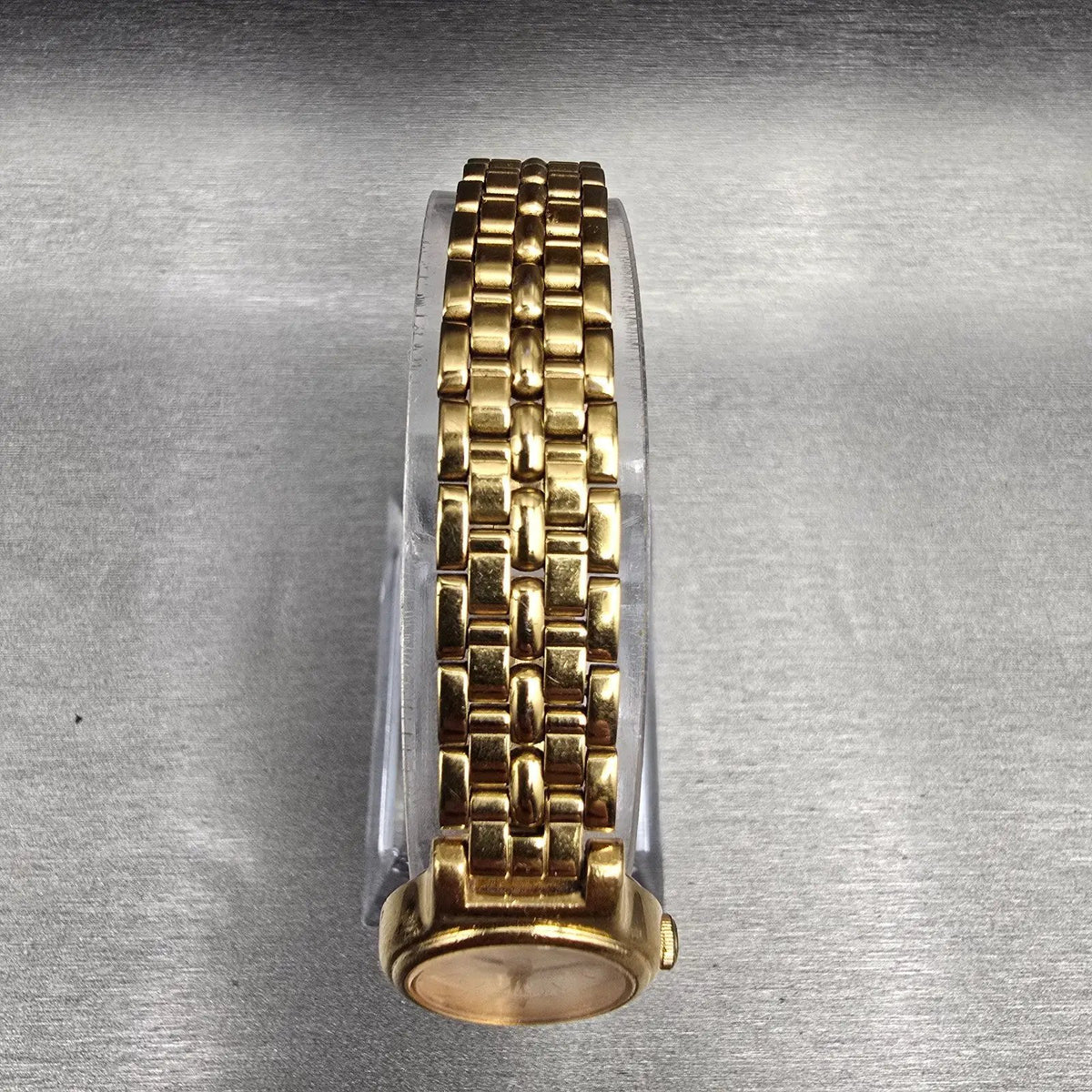 Seiko Watch Women Ivory Dial Gold Round V401-0518 New Battery Vintage JP4