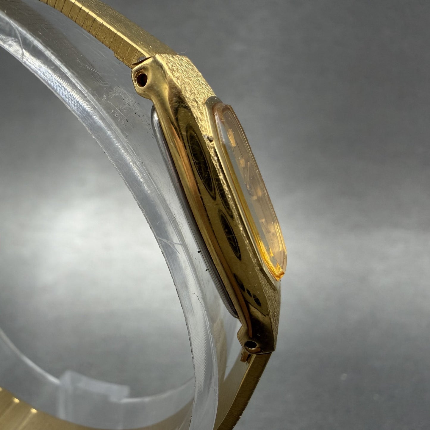 Seiko Watch Women 13mm Champagne Dial Gold Tone Rectangle 2E206461 New Battery3