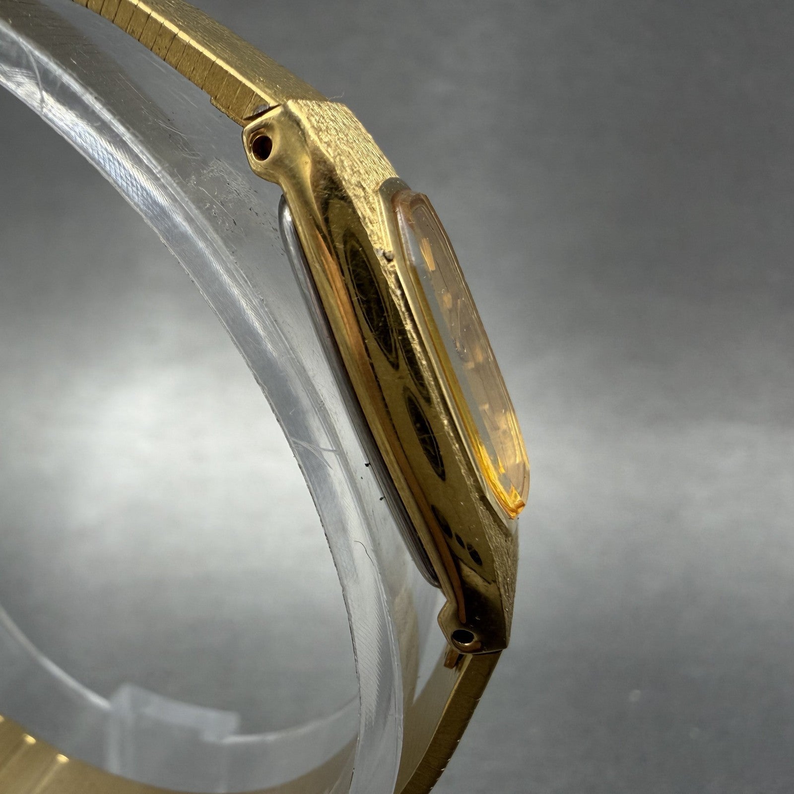 Seiko Watch Women 13mm Champagne Dial Gold Tone Rectangle 2E206461 New Battery3
