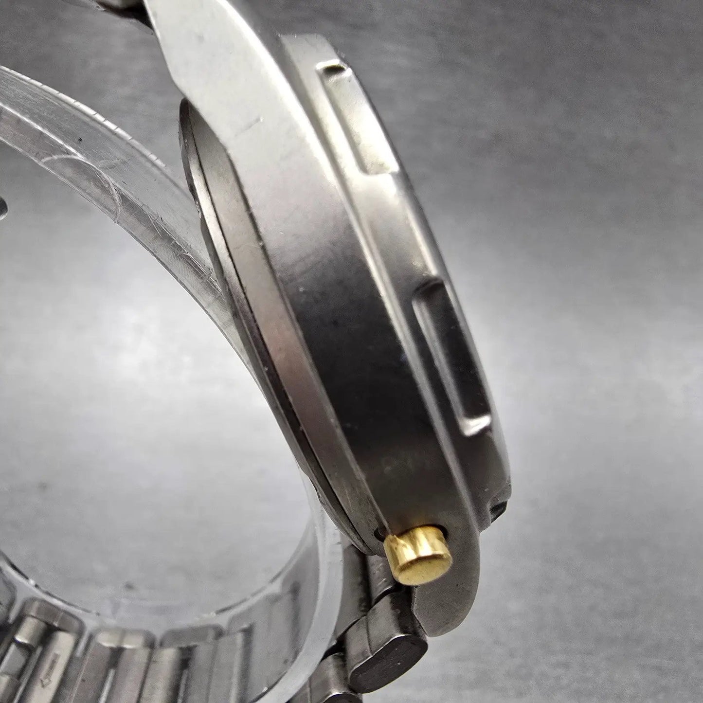 Seiko Alba Epsilon Watch Men 41mm Black Dial Titanium Ana Digi Y911-0A10 PARTS4