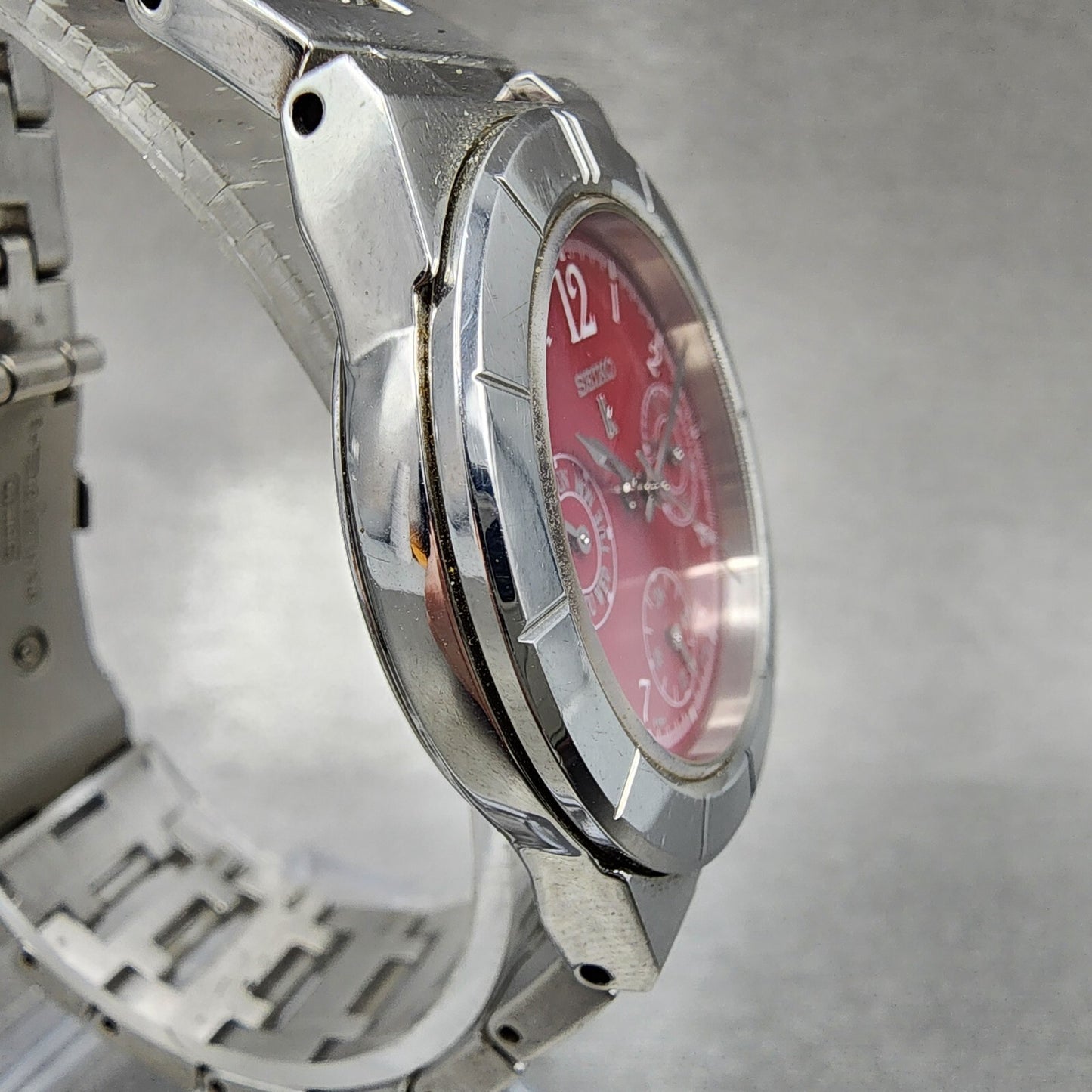 Seiko Lukia Watch Women 33m Red Dial Silver Tone Daydate 5y890b30 New Battery3