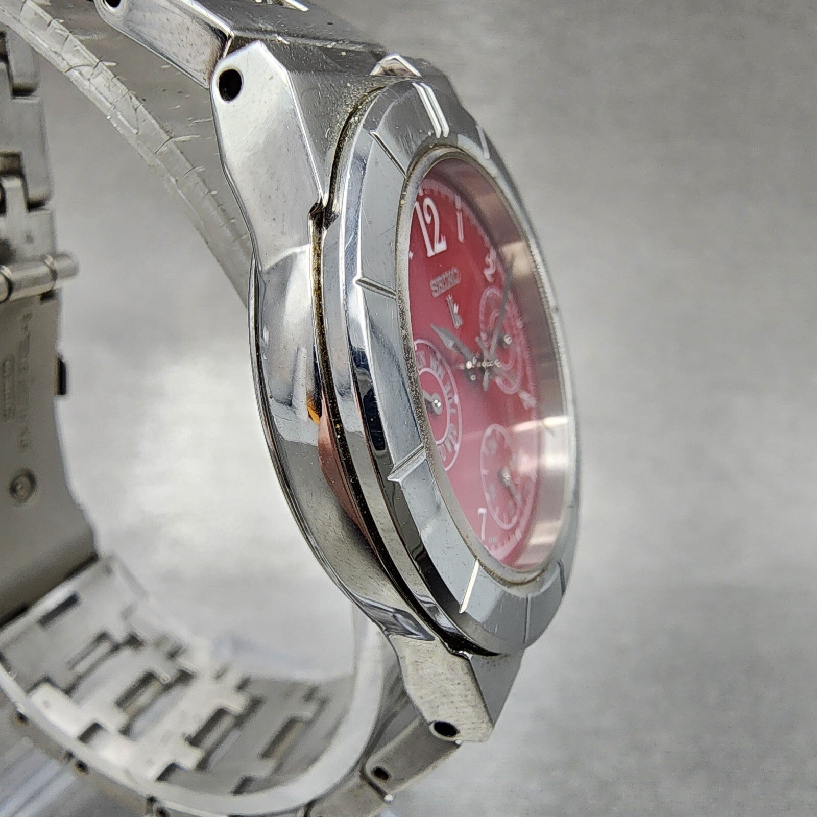 Seiko Lukia Watch Women 33m Red Dial Silver Tone Daydate 5y890b30 New Battery3