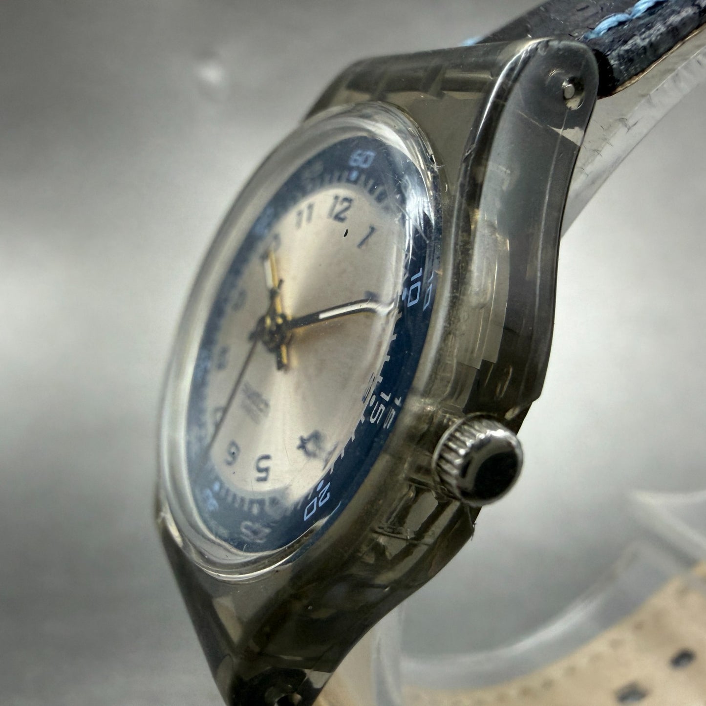 Swatch Razor Watch Women 25mm Silver Dial Clear Case Round New Battery2