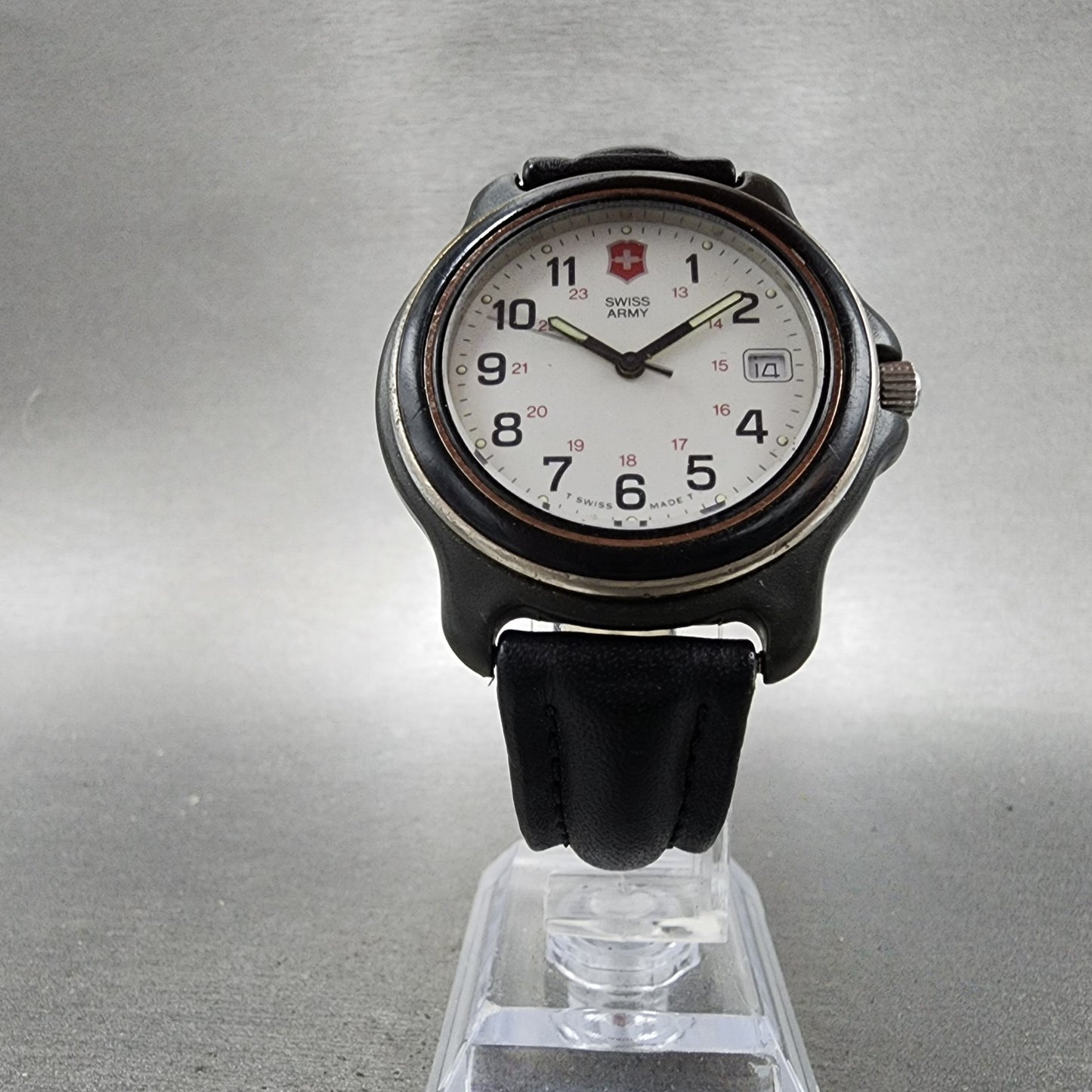 Swiss Army Original Watch men 39mm White Dial Black Tone Date Round  New Battery5