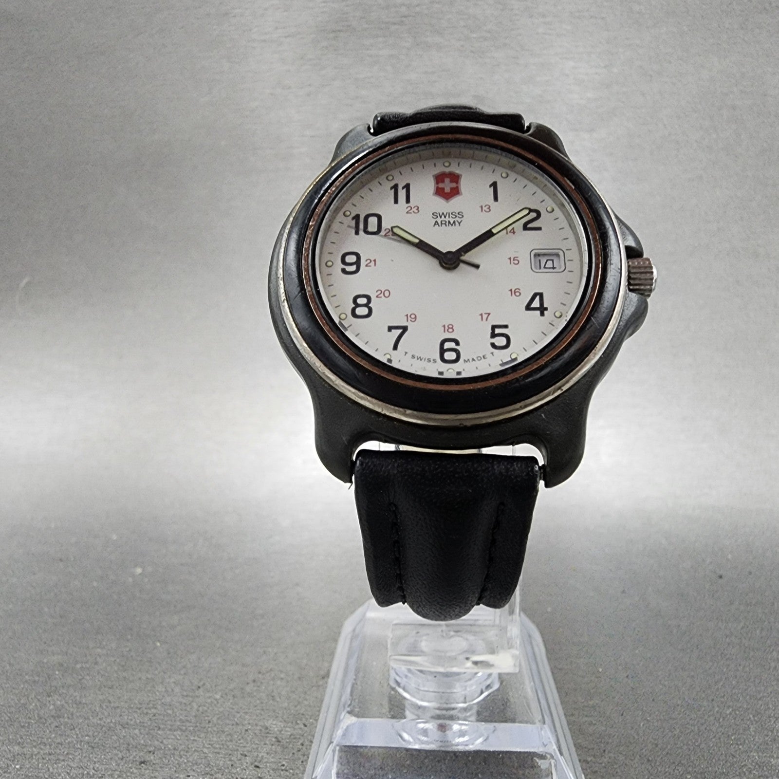 Swiss Army Original Watch men 39mm White Dial Black Tone Date Round  New Battery5