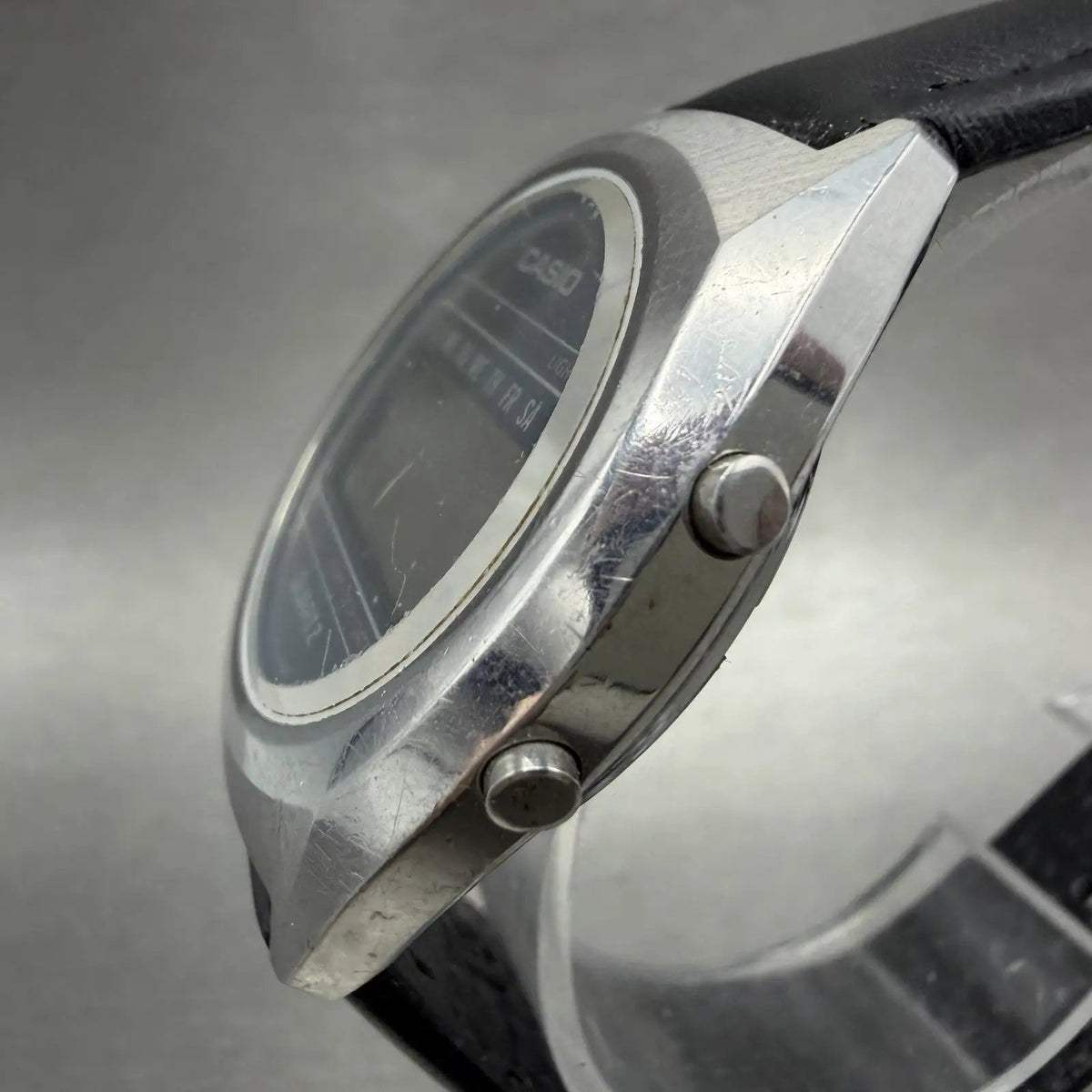 Casio 31QR-20 Watch Men 34mm Digital Silver Daydate Round New Battery VTG2