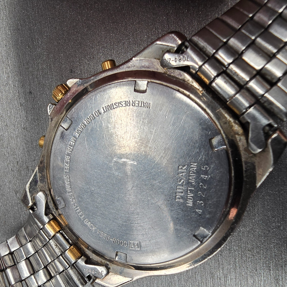 Pulsar Chronograph Watch Men 40mm Black Dial Two Tone Round V656-8000 New Batt10