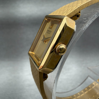 Seiko Tank Watch Women 17mm Champagne Dial Gold Tone 54205399 New Battery NOS2