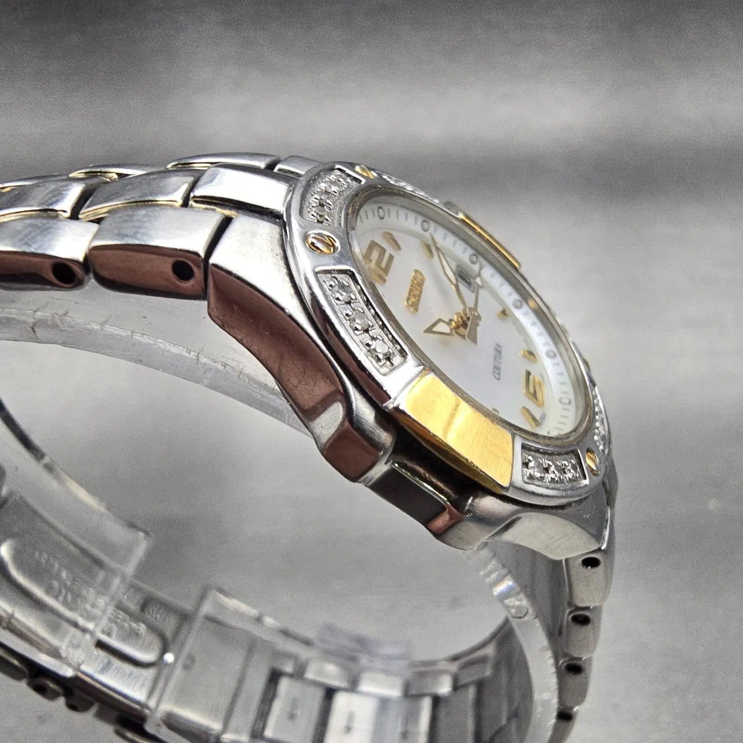 Seiko Coutura Watch Women 26mm MOP Dial Two Tone Date Gemmed 7N82-0CG0 New Batt3