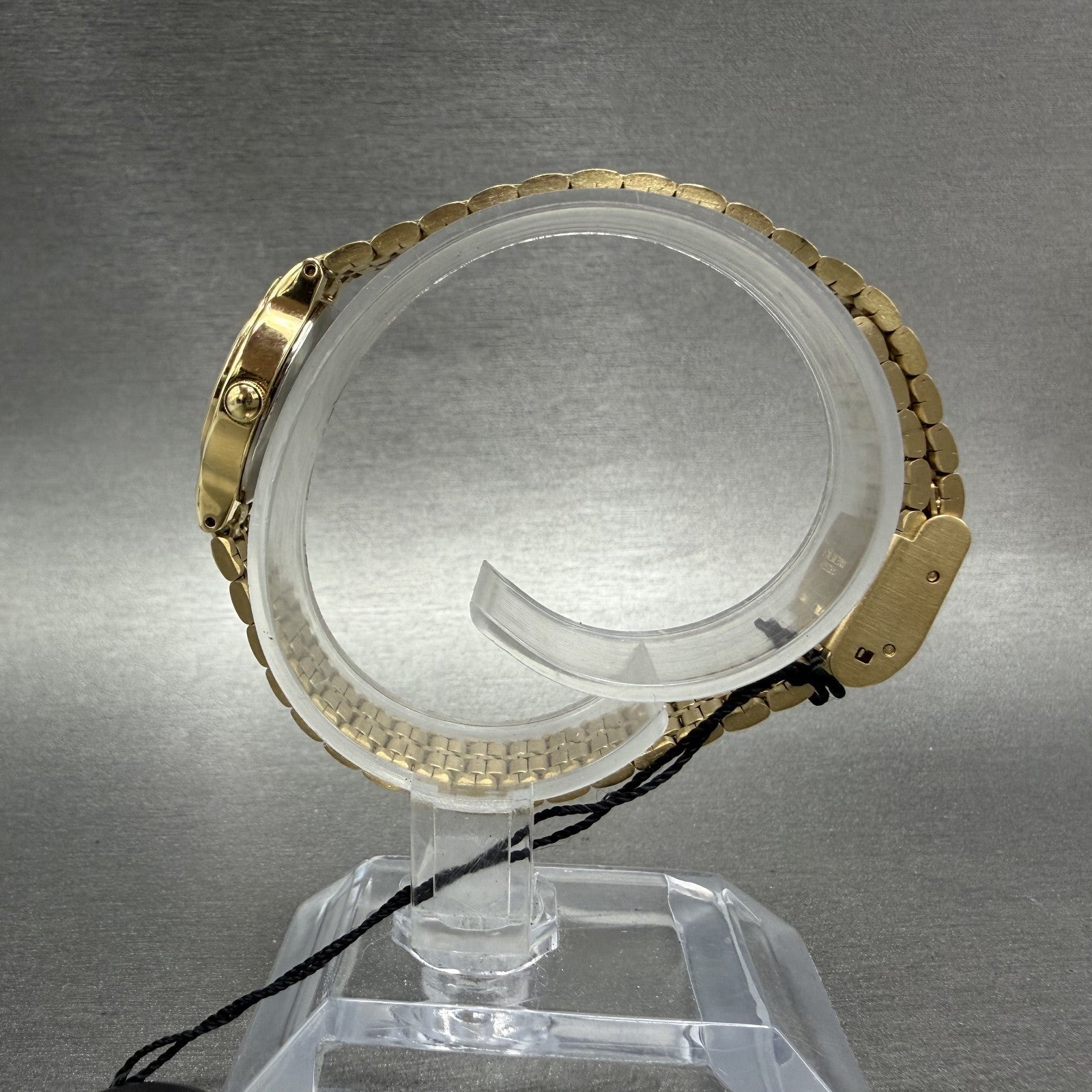 Seiko Watch Women  19mm Black Dial Gold Tone Round V4010099 New Batt NOS W/Box7