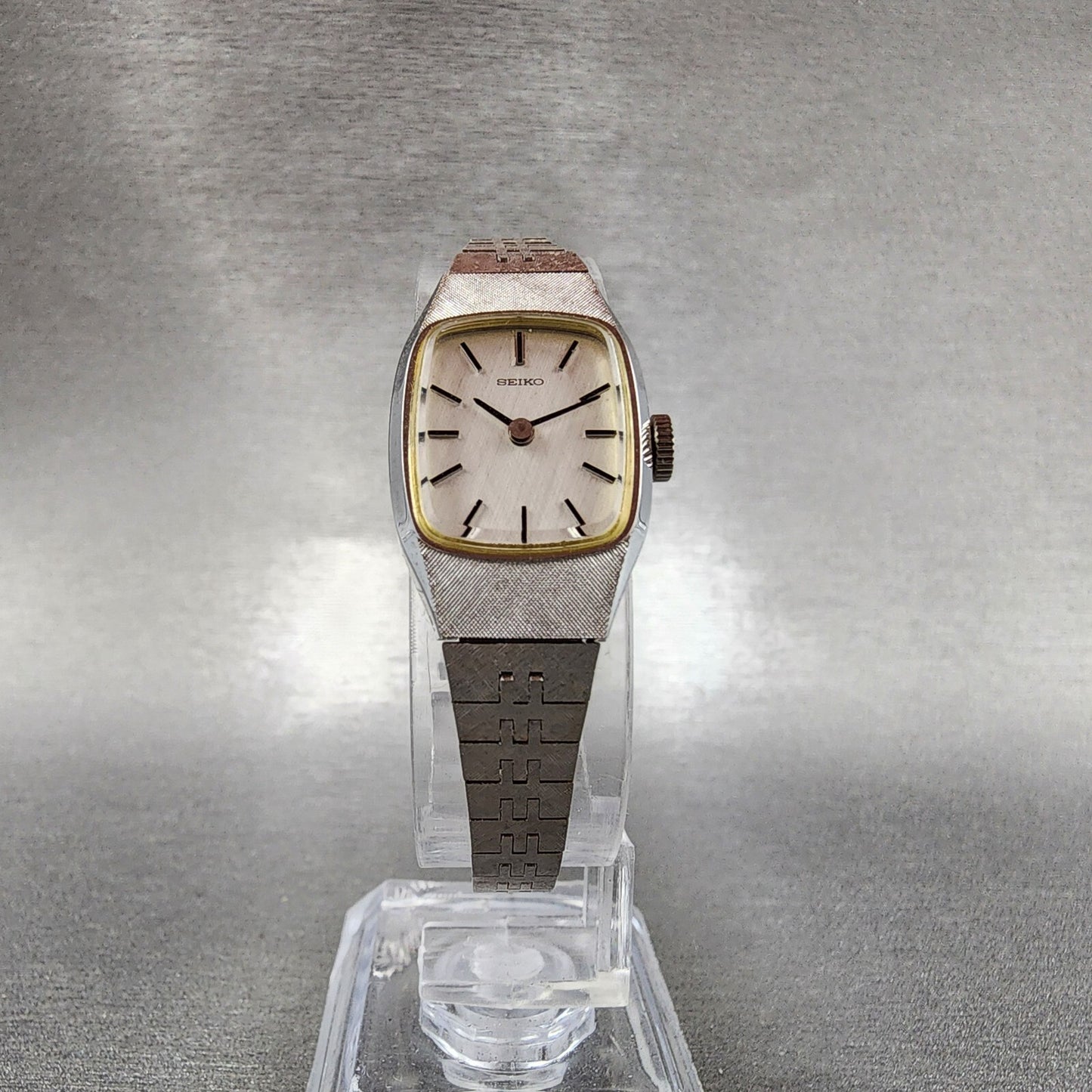 Seiko Watch Women 17mm Silver Dial Silver Tone Rectangle Manual Wind Runs  NOS6
