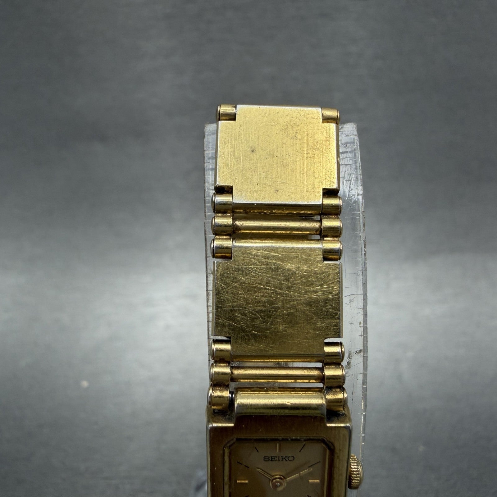 Seiko Watch Women 13mm Champagne Dial Gold Tone Square 1E205209 New Battery4