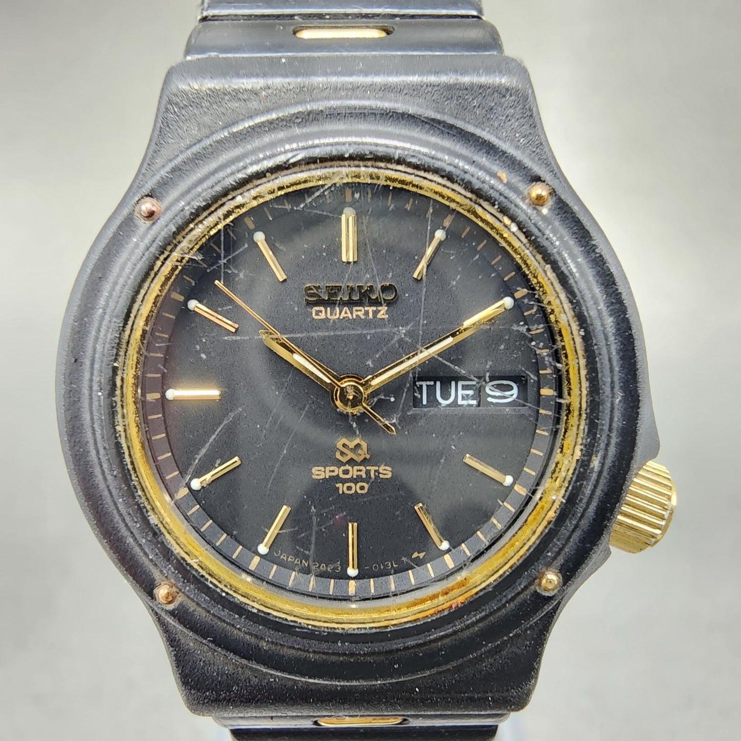 Seiko SQ Sports 100 Watch Women 26mm Black Dial Black Tone Daydate New Battery1