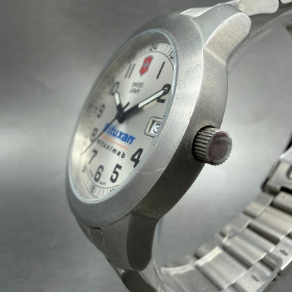 Victorinox Swiss Army Field Watch Men 39mm Silver Dial Steel Date New Battery KL2