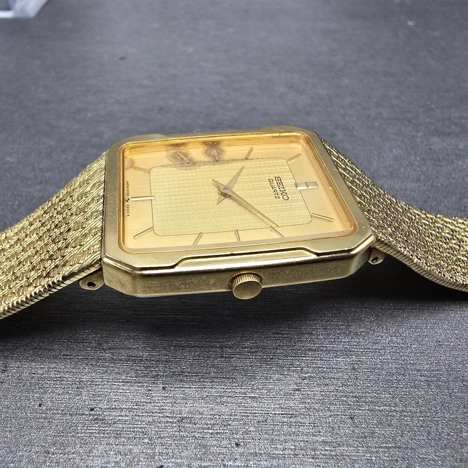 Seiko Tank Watch Men 25mm Champagne Dial Gold Tone Rectangle 5Y30-5B49 PARTS4