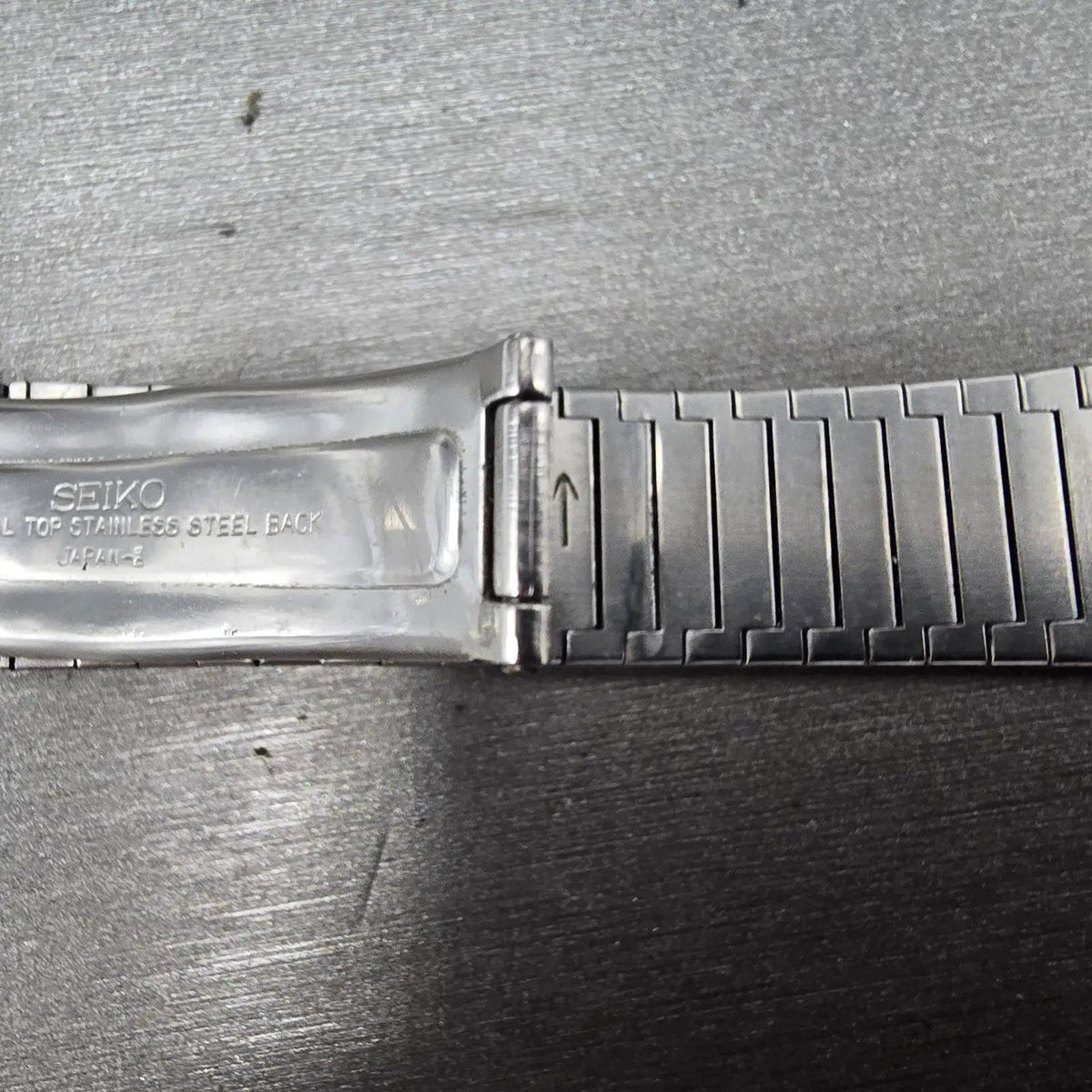 Seiko Bracelet 14mm Stainless Steel Gold Tone Tri Folding Clasp Vintage JP Z40711