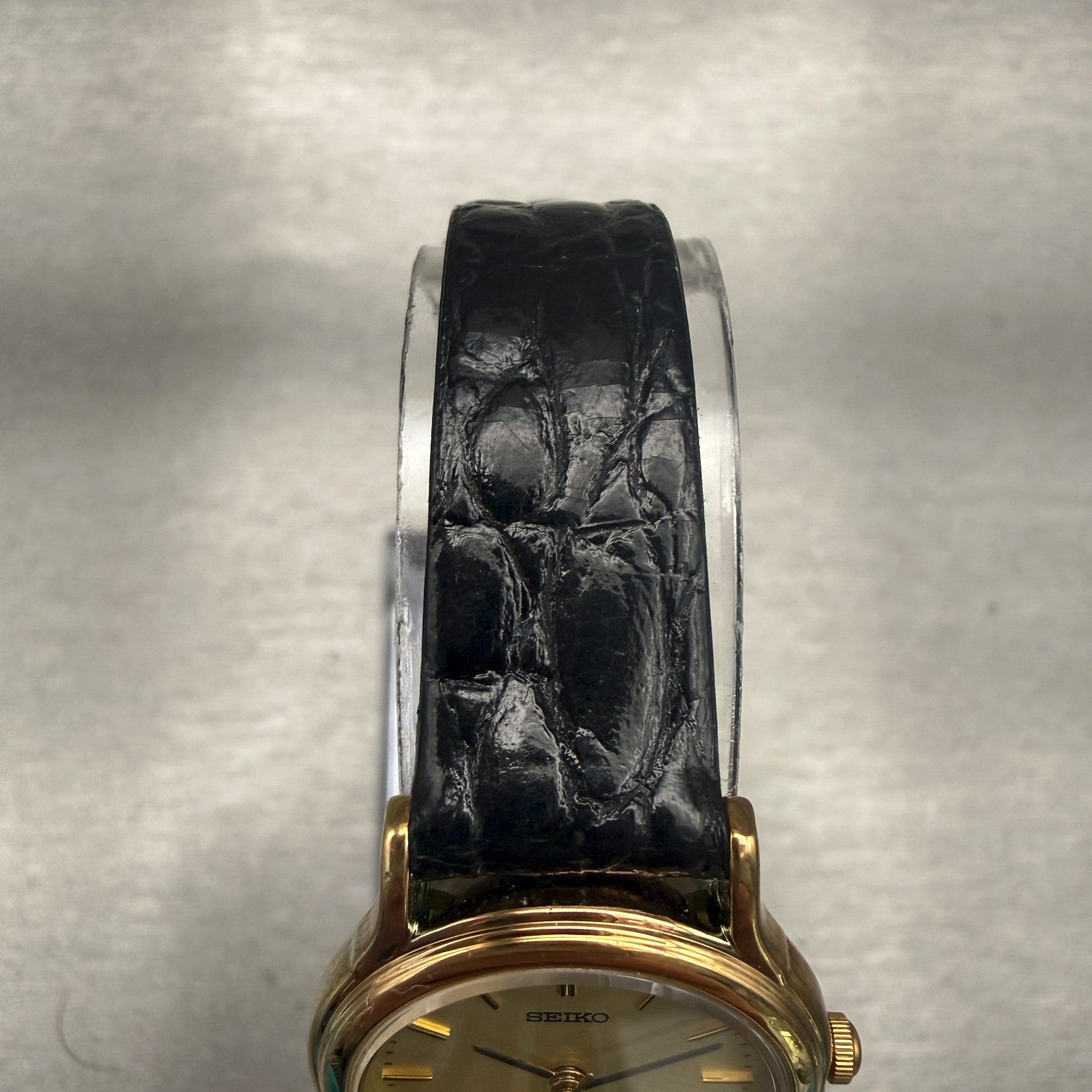Seiko Watch Women 23mm Champagne Dial Gold Tone Round 4H21-1170 New Battery4