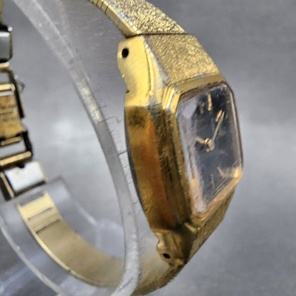 Seiko Tank Watch Women 17mm Brown Dial Gold Tone Rectangle 54205019 New Batt AB3